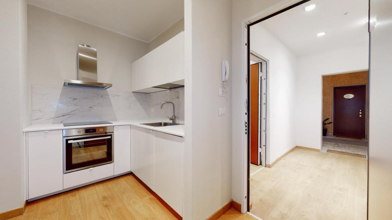 Sahi - Dei Dell'Olimpo Apartments Porta Romana Милан Экстерьер фото